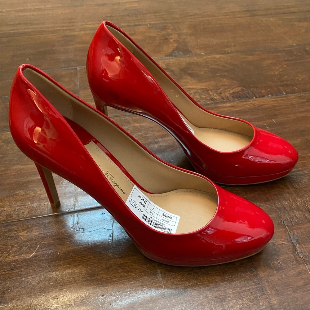 Salvatore Ferragamo Platform Red Patent Leather Heel - Picture 6 of 9